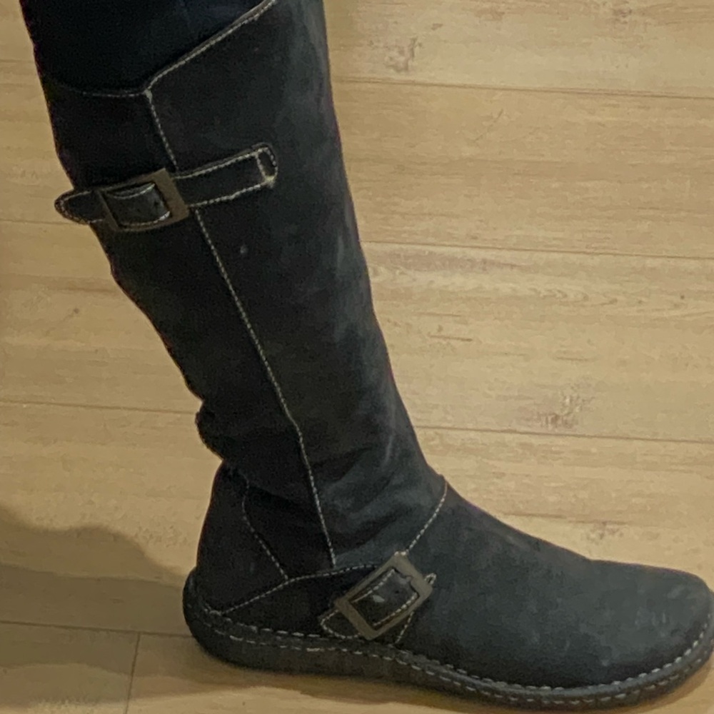 Born Black Nubuck Leather Boots 8